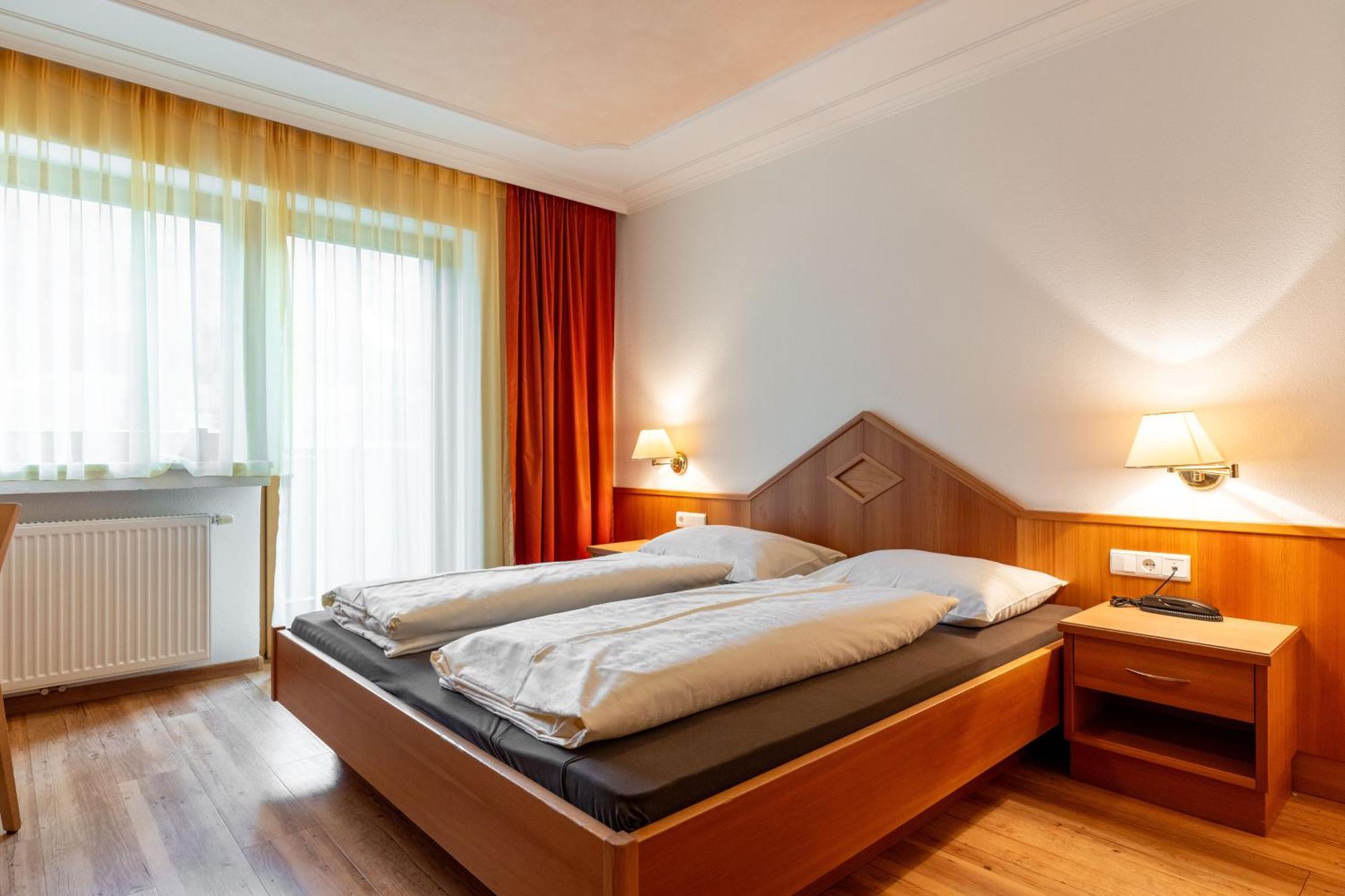 Hotel Tannenhof Brunico Extérieur photo